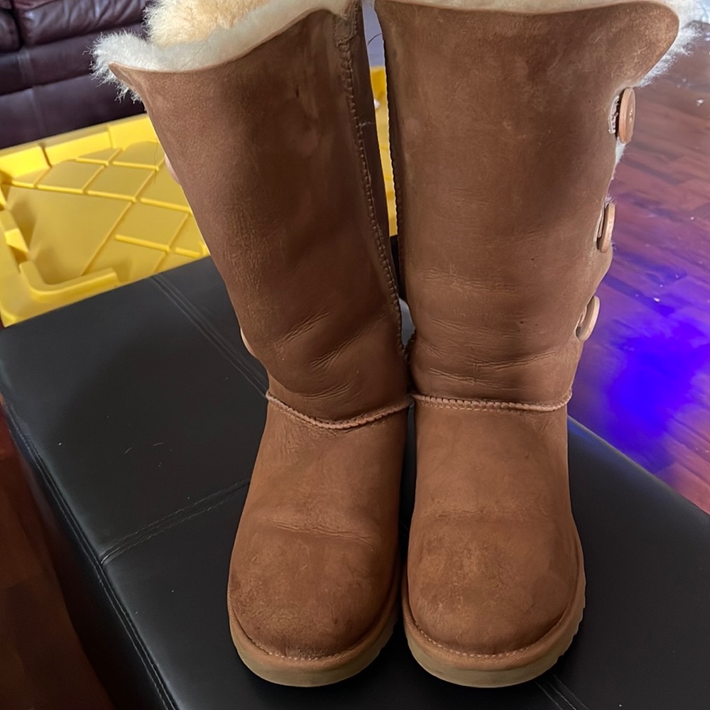 Ugg
